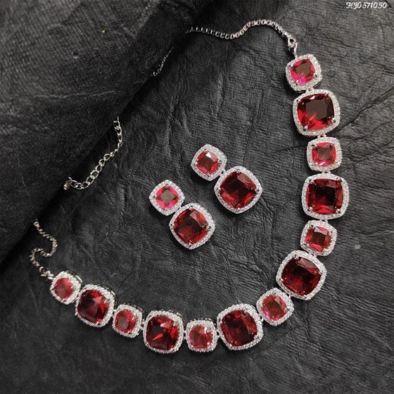 gemstone-ruby-red-necklace-2.webp