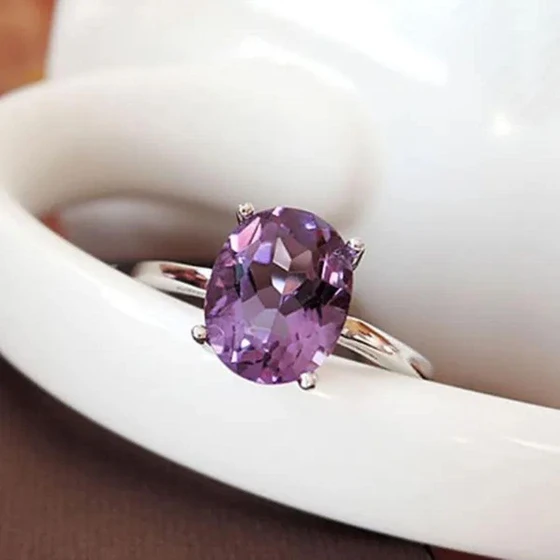 amethyst-gemstone-ring-2.webp