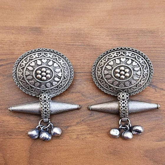 designer-silver-earing-2.webp