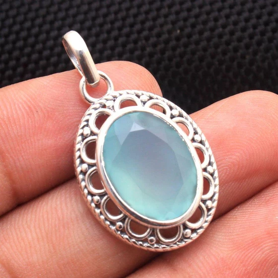 stone-silver-pendant-2.webp