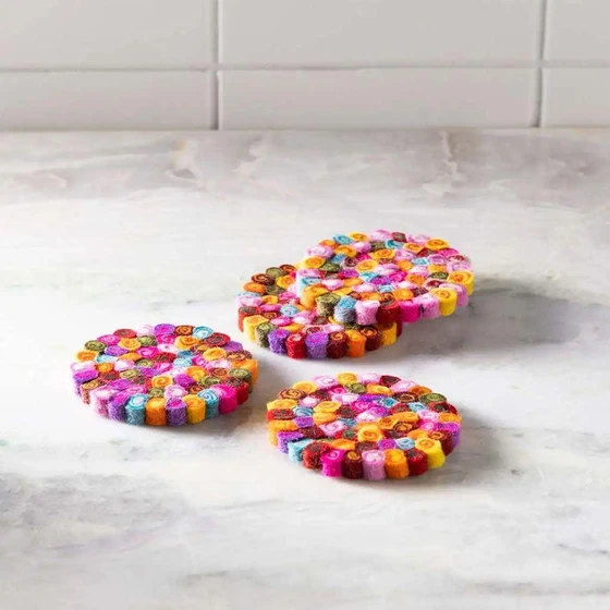 swirl-felt-coaster-2.webp