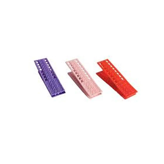 cloth-elita-pegs-2.webp