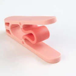 Cloth Plastic Pegs