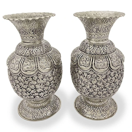 silver-plated-vases-1.webp