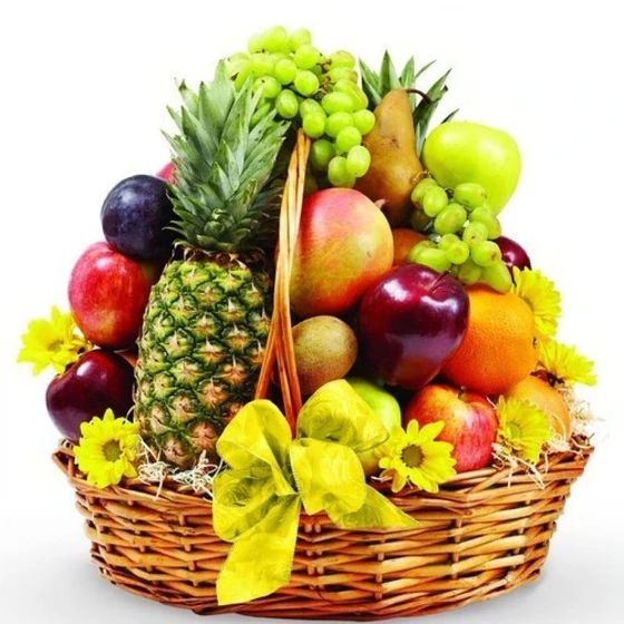 natural-fresh-fruits-2.webp