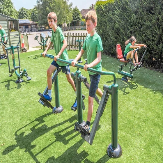 outdoor-gym-equipment-2.webp