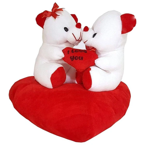 valentine-couple-teddy-2.webp
