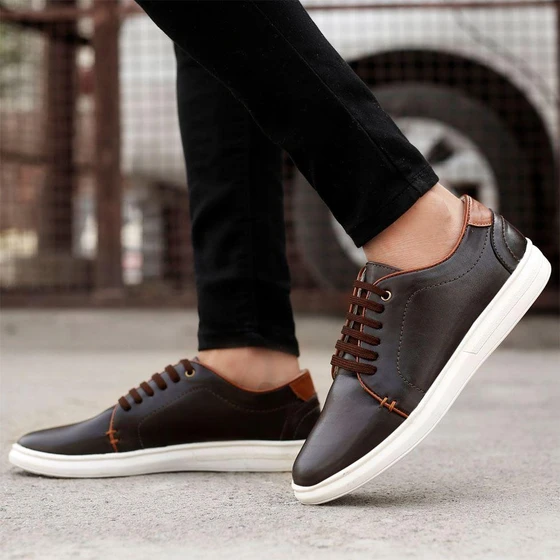 men-casual-shoes-1.webp