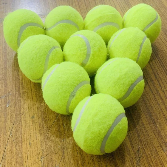 light-green-tennis-balls-1.webp