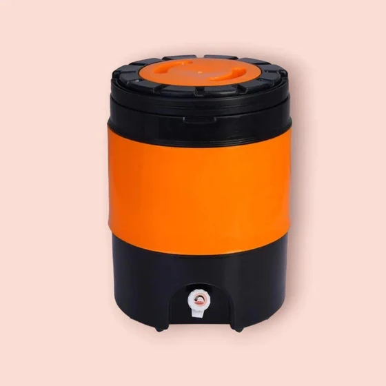 plastic-water-camper-2.webp