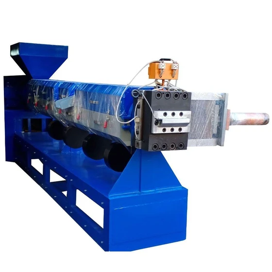plastic-dana-machine-2.webp