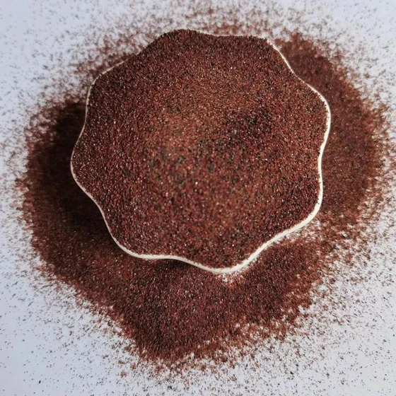 sea-garnet-sand-2.webp