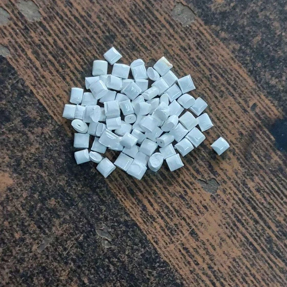 natural-polycarbonate-resin-2.webp