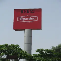 Digital Clock, Color Black