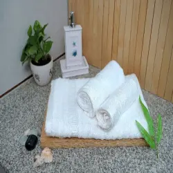 Bath Towel, Color Yellow