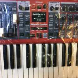 Musical Keyboard, Number of Tones 100 Tones