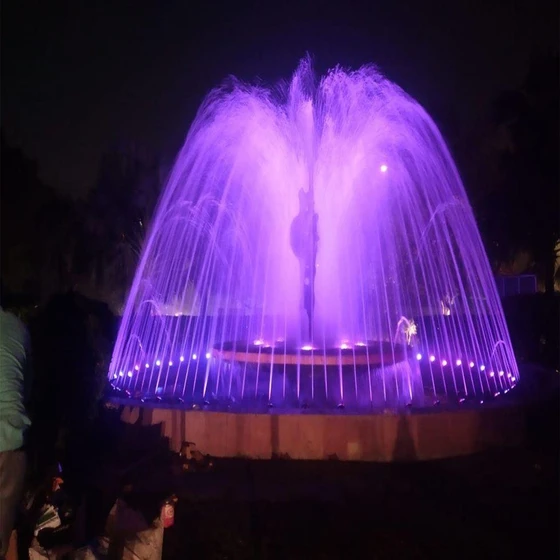outdoor-dome-water-fountain-2.webp