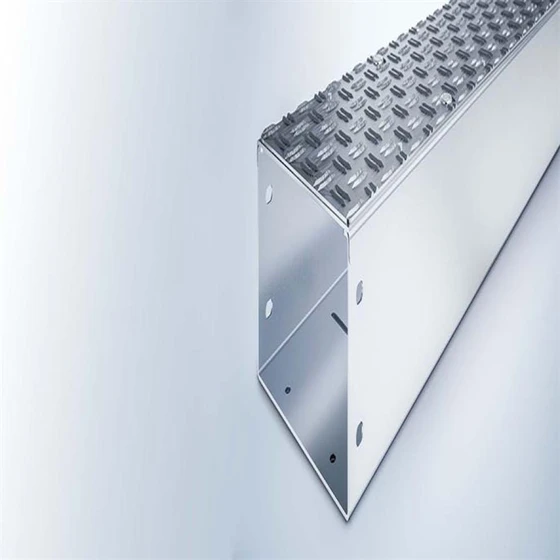 walkable-cable-tray-2.webp
