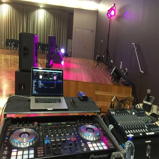 sound-system-dj-rental-service-2.webp