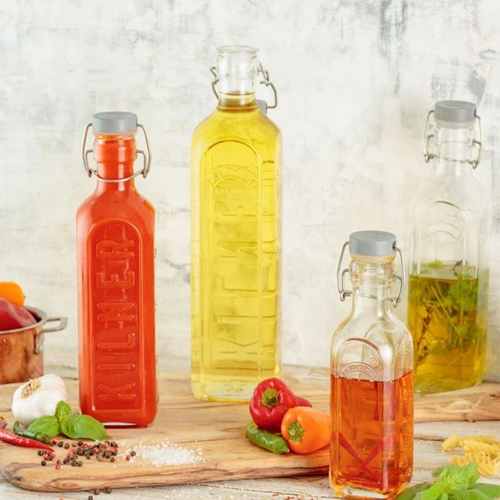 clip-top-bottles-2.webp