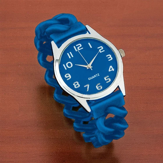 stretchy-stylish-wrist-watch-2.webp
