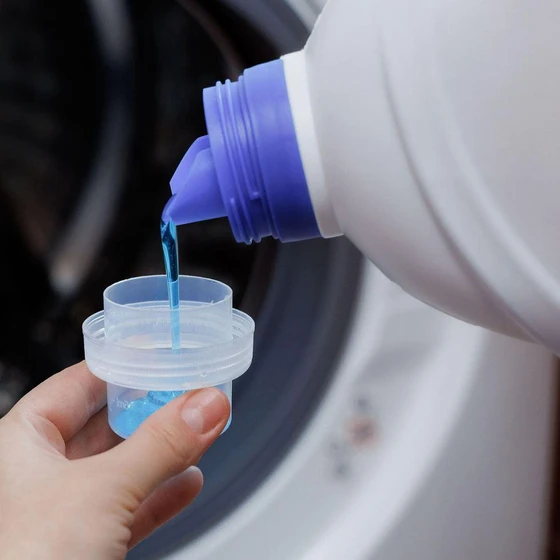 ultra-clean-laundry-detergent-2.webp