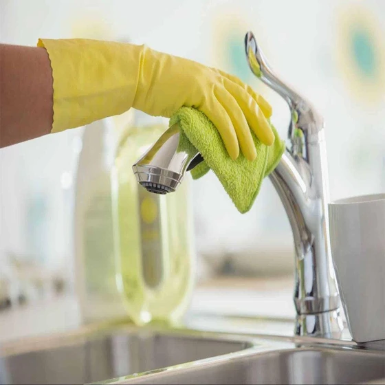 faucet-cleaner-liquid-detergent-2.webp