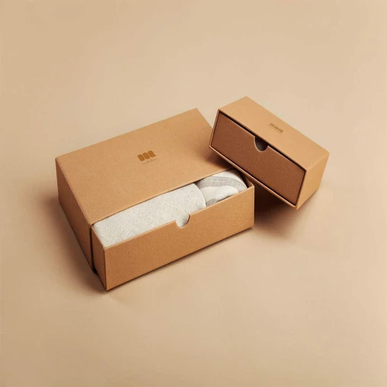 customisable-cardboard-box-2.webp