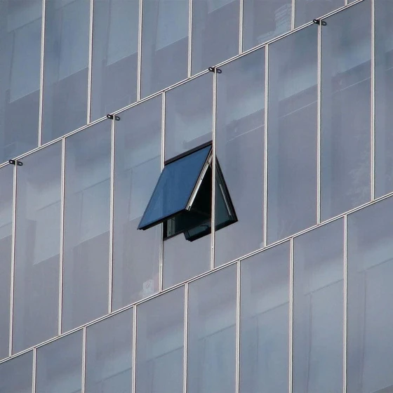 natural-laminated-glass-2.webp