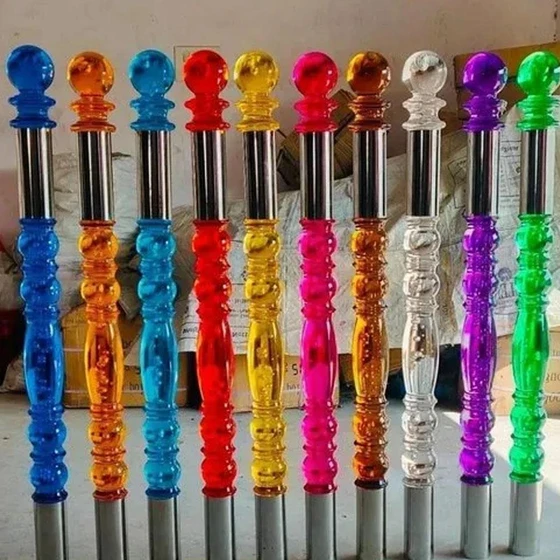 colored-acrylic-baluster-1.webp