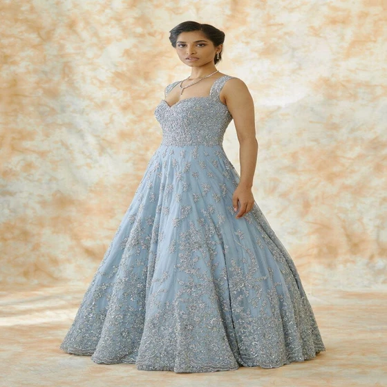 net-ladies-gown-2.webp