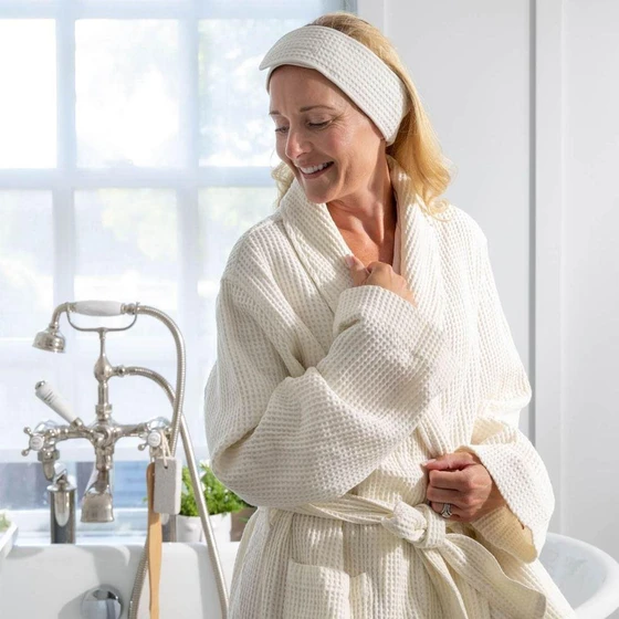 cotton-yarn-bath-robe-1.webp