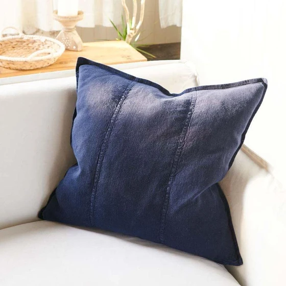 linen-outdoor-cushions-1.webp