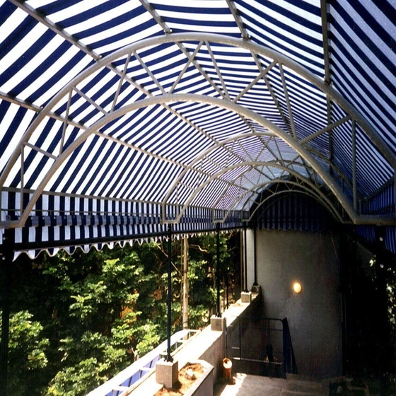 tunnel-vista-awning-2.webp