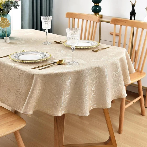 glossy-table-covers-1.webp