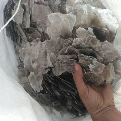 Black Spotted Mica Scrap