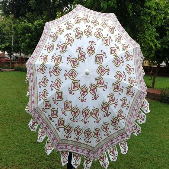 gardens-printed-umbrellas-2.webp