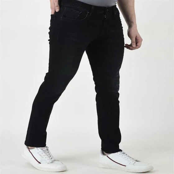 mens-narrow-jeans-2.webp