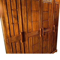 Strength Teak Logs