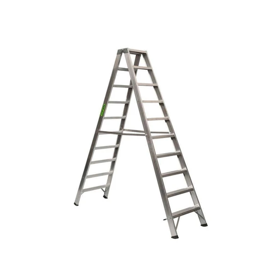 step-trestle-ladder-2.webp