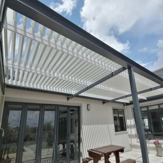 bulk-fabric-awnings-2.webp