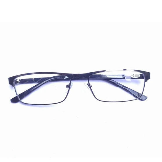 metal-frame-reading-glass-2.webp