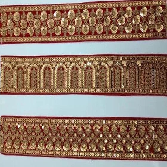 golden-chemical-lace-2.webp
