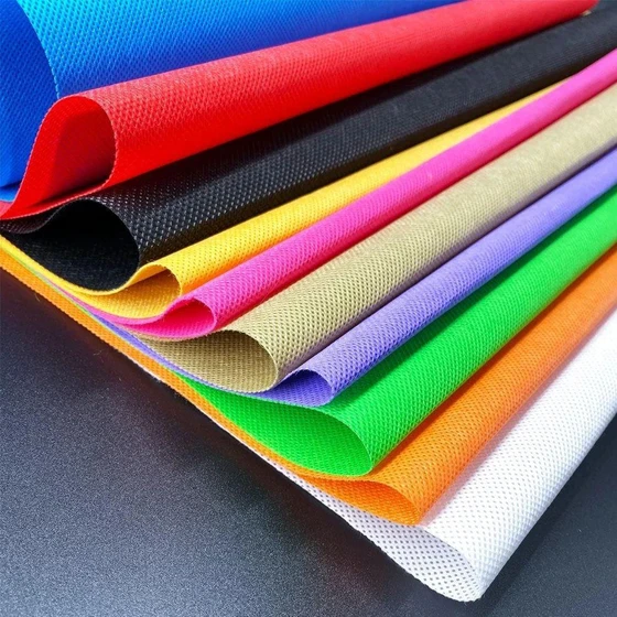 colour-non-woven-fabric-2.webp