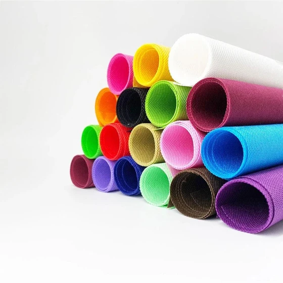 pp-non-woven-fabric-roll-2.webp