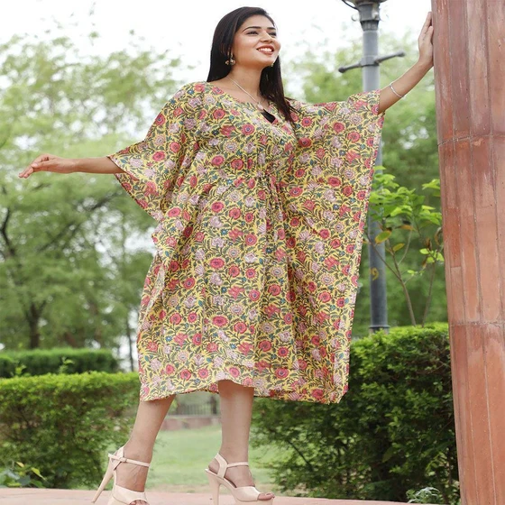 fashion-ladies-kaftans-2.webp