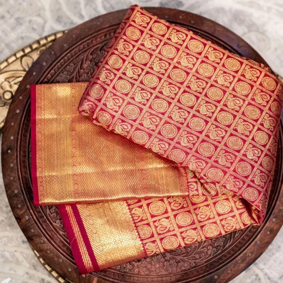 kanchipuram-silk-sarees-2.webp