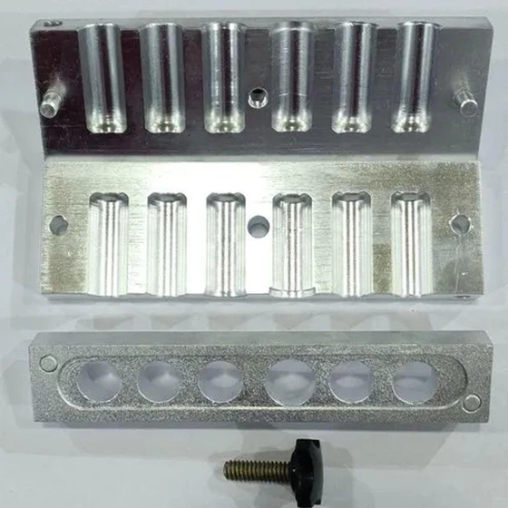 aluminium-lipbalm-mould-2.webp