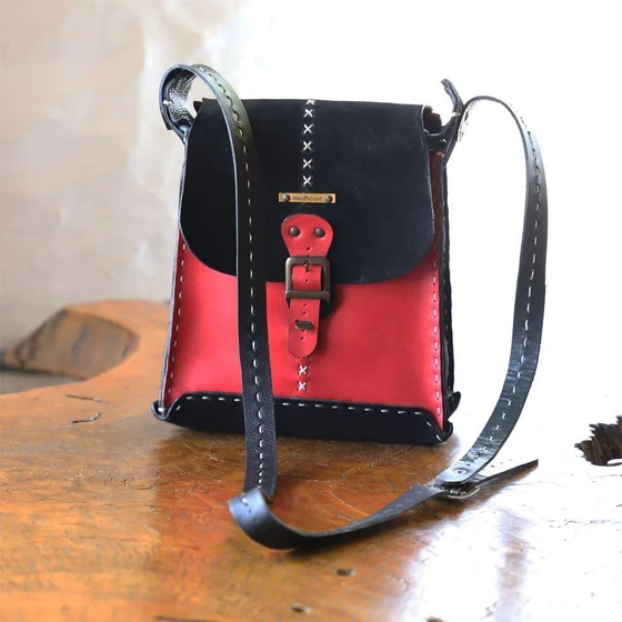 leather-sling-bag-2.webp