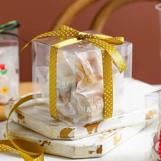 transparent-gift-box-2.webp